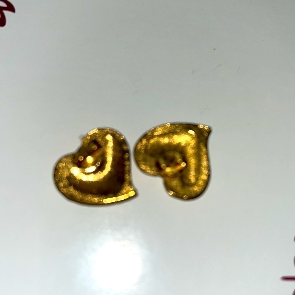vintage puffy hearts hammered gold earrings pair - Picture 2 of 3